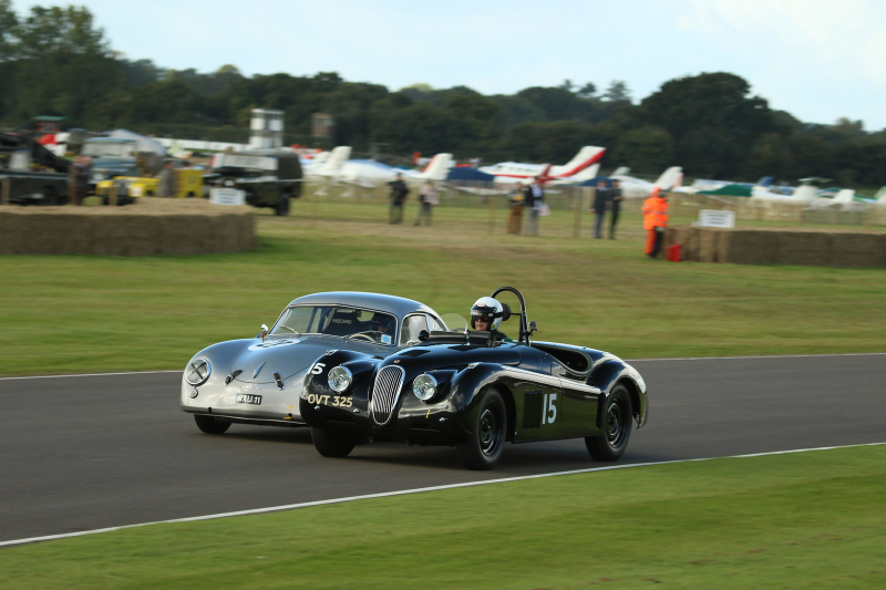 Illustration for article titled The Vintage Racing At The Goodwood Revival Is Simply The Best